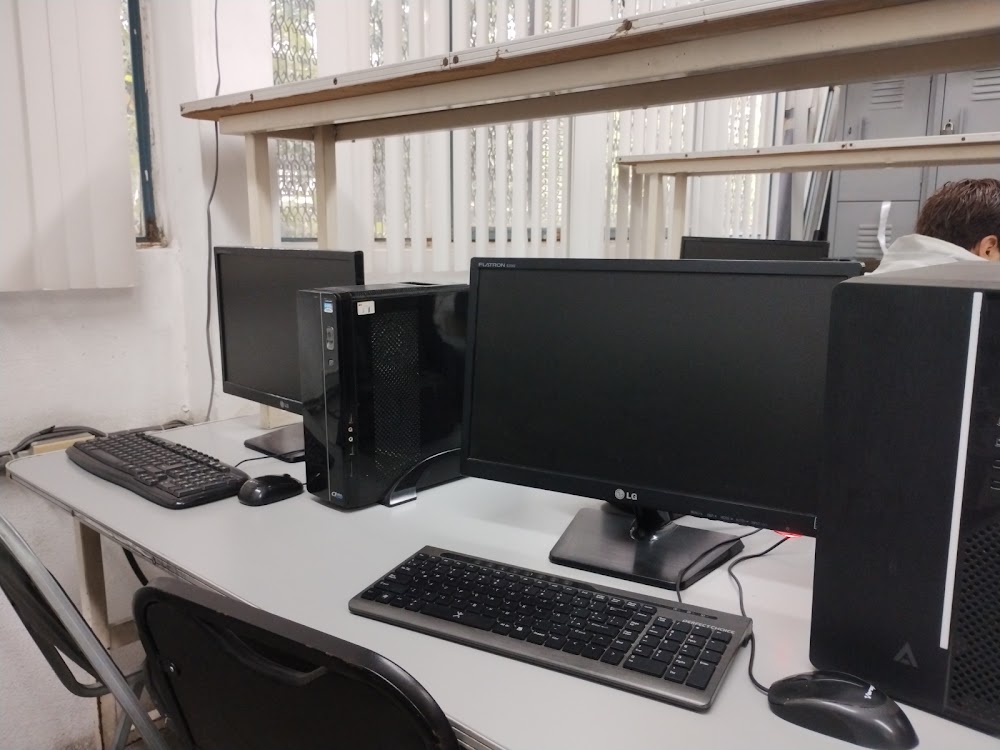 Cafeteria Escuela Artes Y Oficios, cafetería en Monterrey, Nuevo León