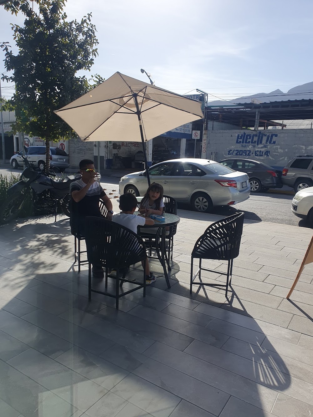 Cafeteria Luz Magenta, cafetería en Monterrey, Nuevo León