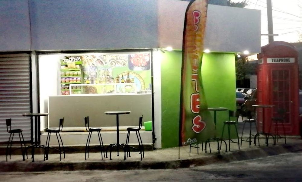 Chelotes, cafetería en Apodaca, Nuevo León