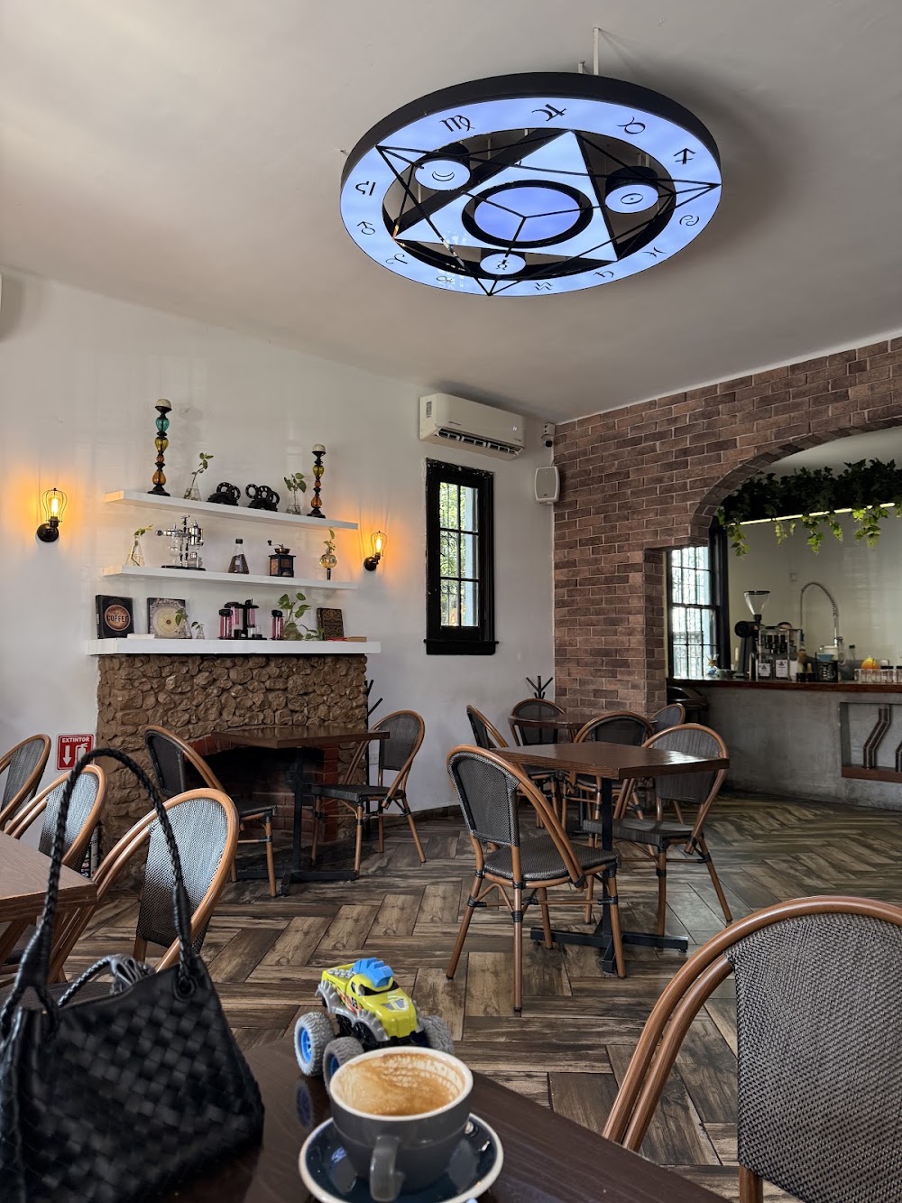 Alchemy Coffee Lab, cafetería en Monterrey, Nuevo León