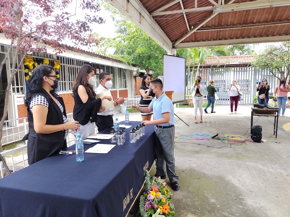 Cooperativa Urbana 192 T/V, cafetería en Guadalajara, Jalisco