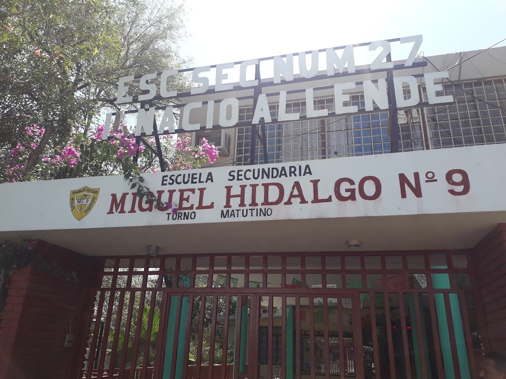 Cooperativa De Secundaria 9 Tm, cafetería en Monterrey, Nuevo León