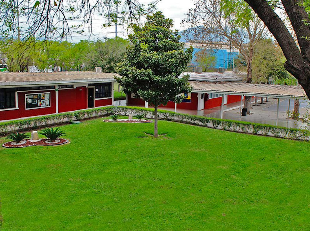 Cooperativa Escolar Colegio Francisco G Sada, cafetería en San Nicolás de los Garza, Nuevo León