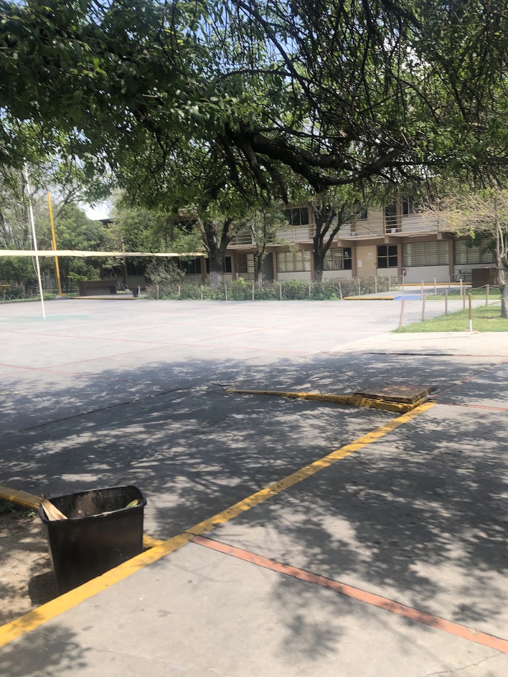 Secundaria Tecnica 27 Ecoes, cafetería en Guadalupe, Nuevo León
