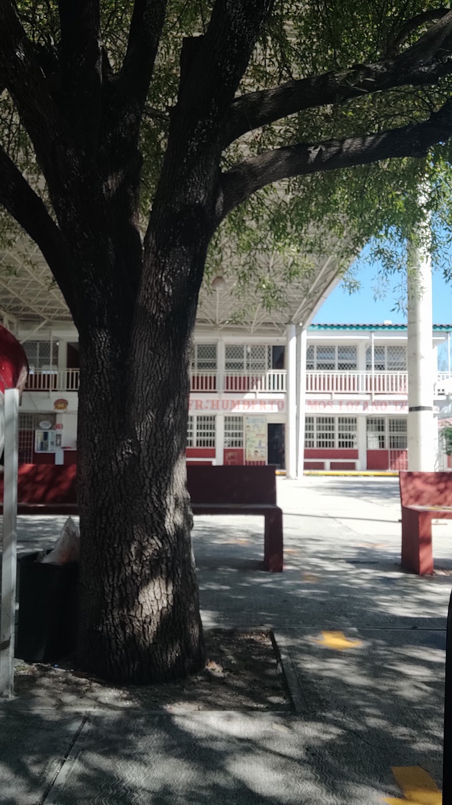 Cooperativa De La Escuela Luis Donaldo Colosio Murrieta, cafetería en Guadalupe, Nuevo León