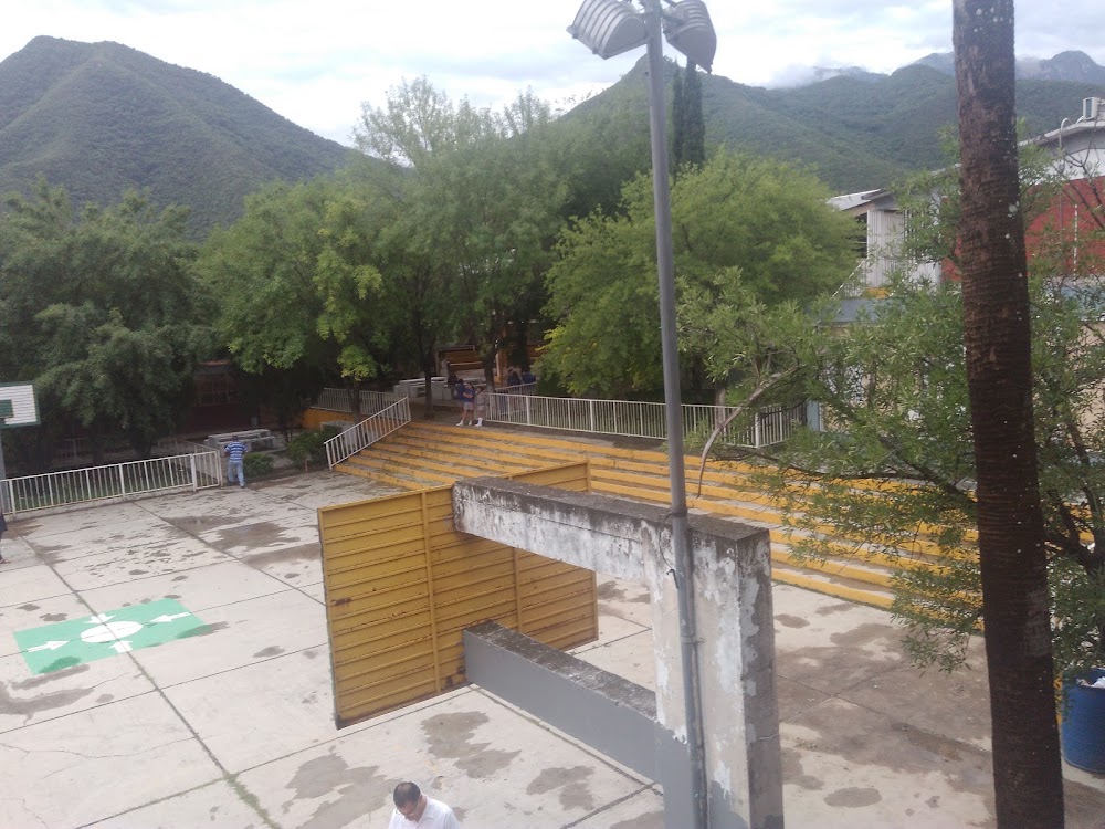 Cooperativa Sociedad De Padres Turno Matutino Escuela Alfonso Reyes, cafetería en Monterrey, Nuevo León