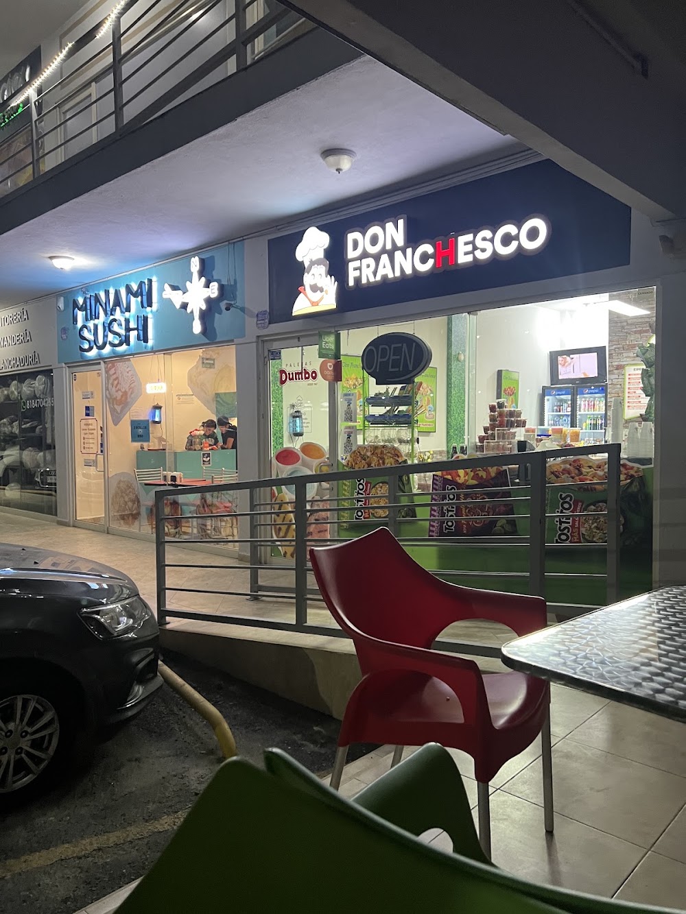 Don Franchesco, cafetería en Monterrey, Nuevo León