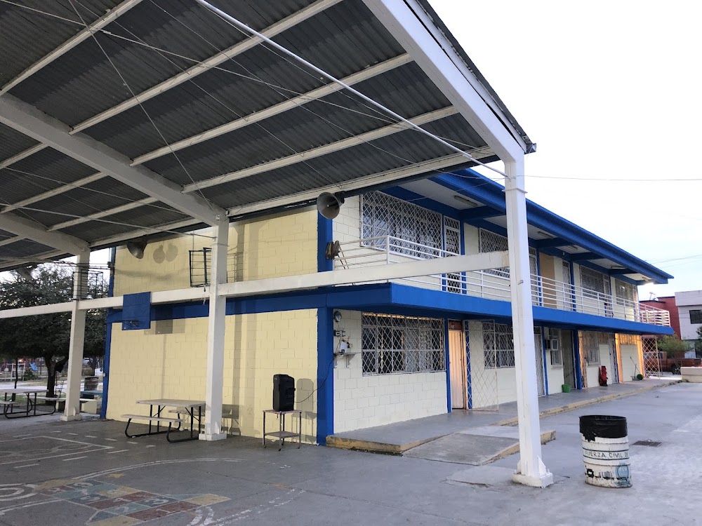 Cooperativa Primaria Aaron Saenz, cafetería en San Nicolás de los Garza, Nuevo León