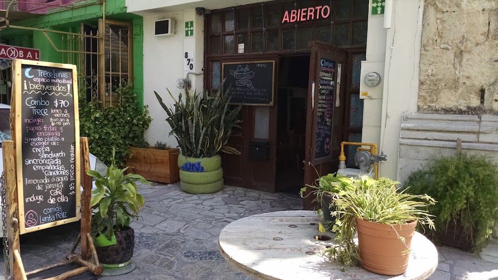 Trece Lunas, cafetería en Monterrey, Nuevo León