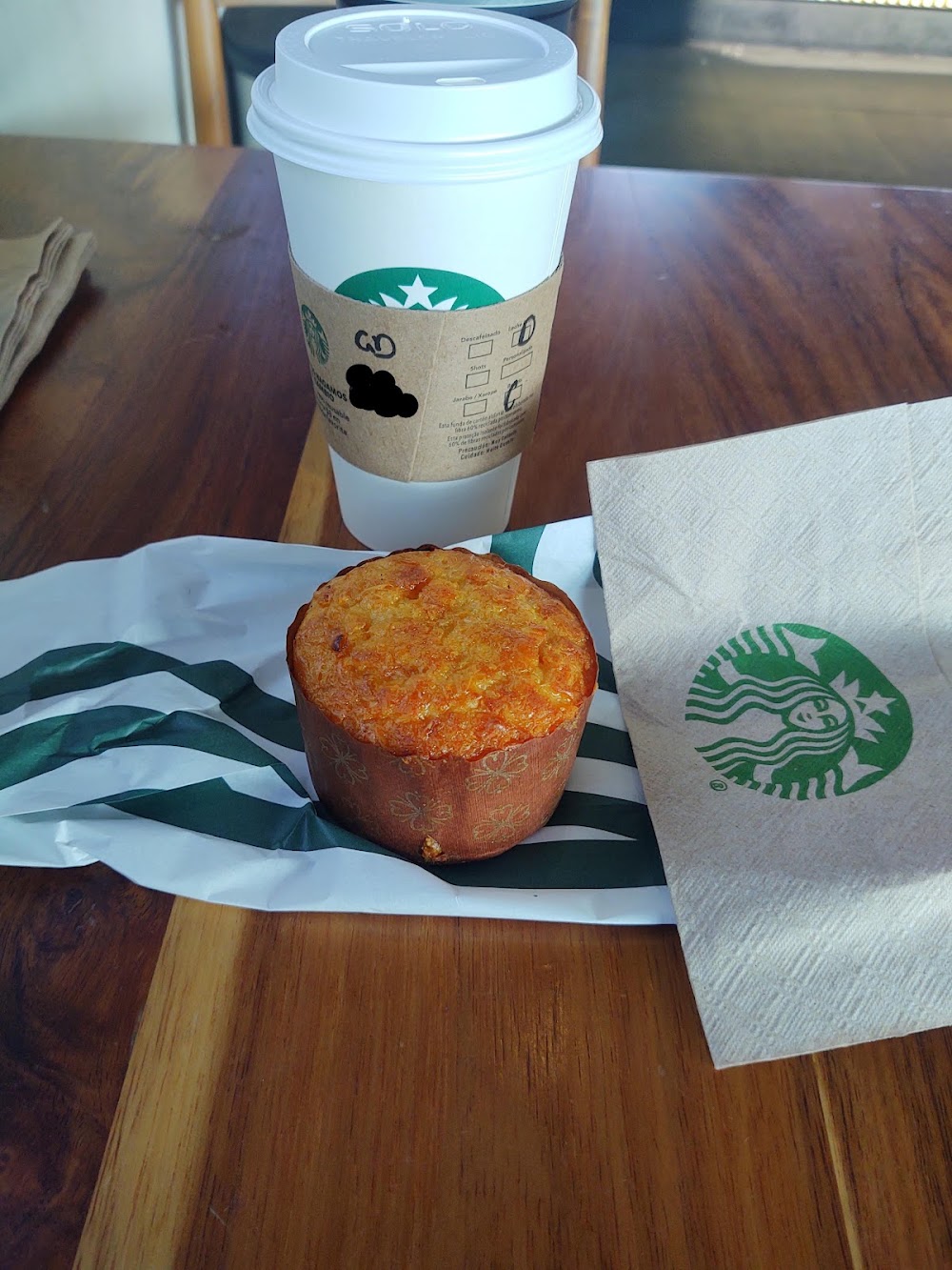 Starbucks Paseo De Los Leones, cafetería en Monterrey, Nuevo León
