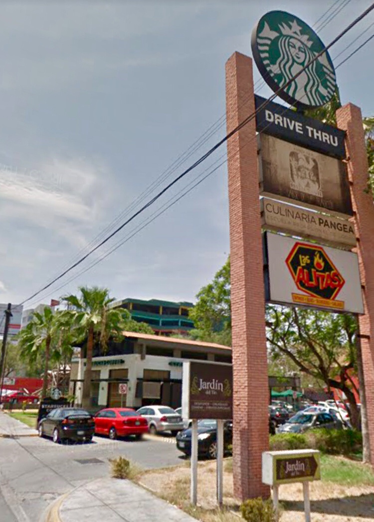 Starbucks Constitucion, cafetería en Monterrey, Nuevo León