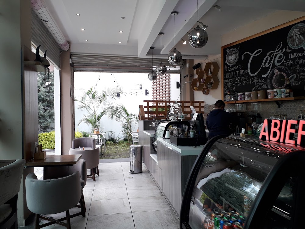 Becky Cafeteria Y Pasteleria, cafetería en Guadalajara, Jalisco
