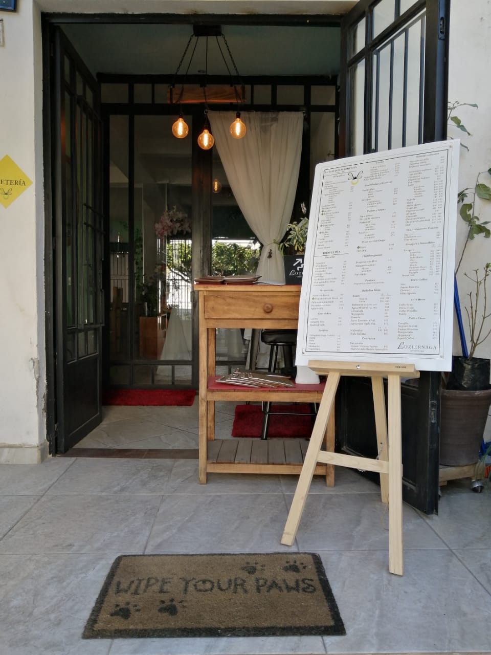Luziernaga Cafe Del Bosque, cafetería en Guadalajara, Jalisco