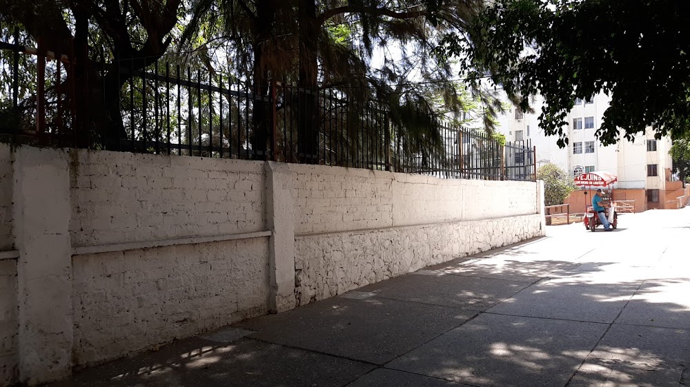 Centro De Atencion Y Servicios De La Escuela Primaria Urbana 757. 30 De Abril Tm, cafetería en Guadalajara, Jalisco