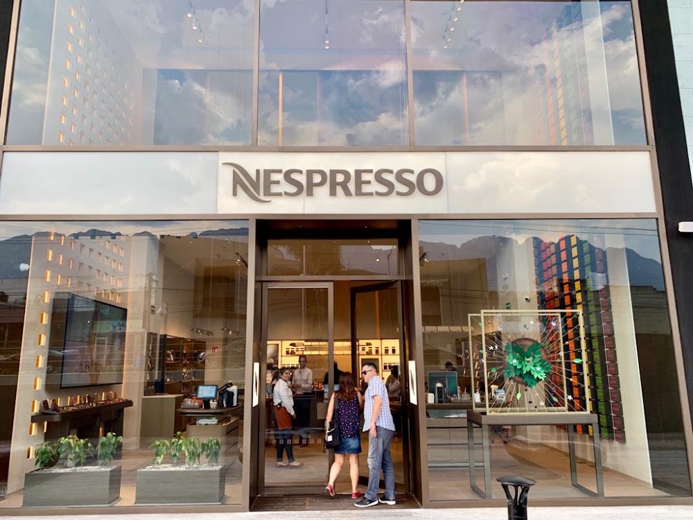 Boutique Nespresso Monterrey Punto Valle, cafetería en San Pedro Garza García, Nuevo León