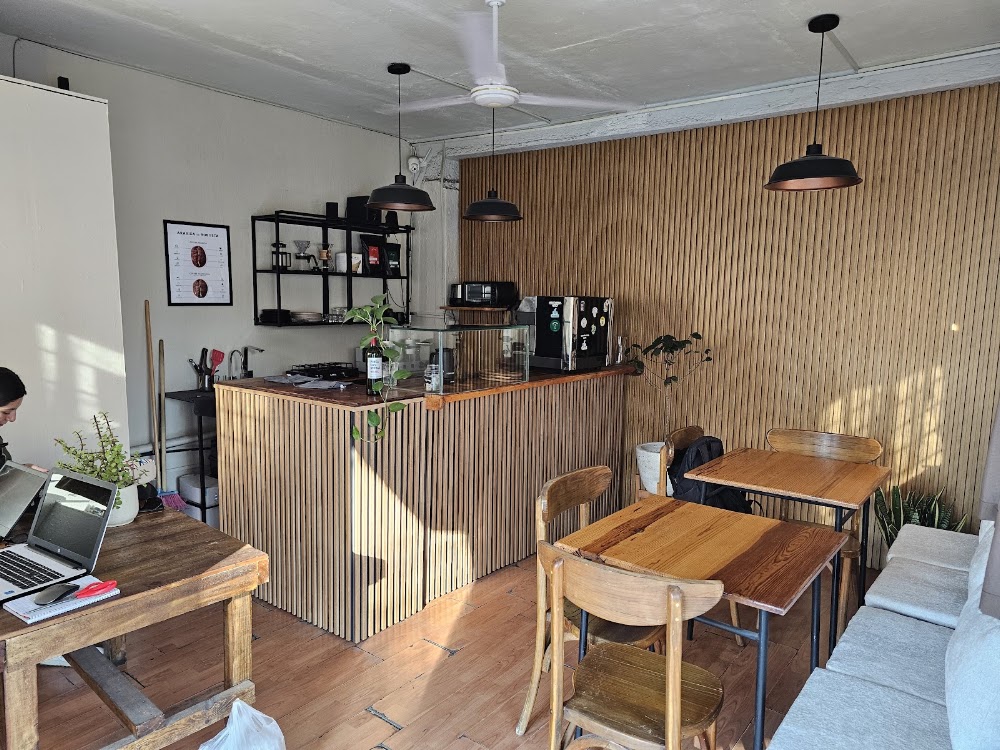 Contratapa Cafe, cafetería en Guadalajara, Jalisco