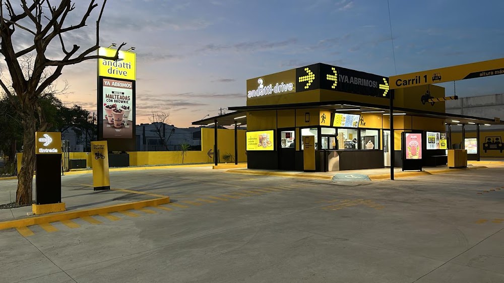 Andatti Drive, cafetería en Apodaca, Nuevo León